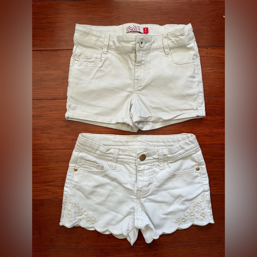 Lot of 2 Girls Denim Shorts in White, Size medium